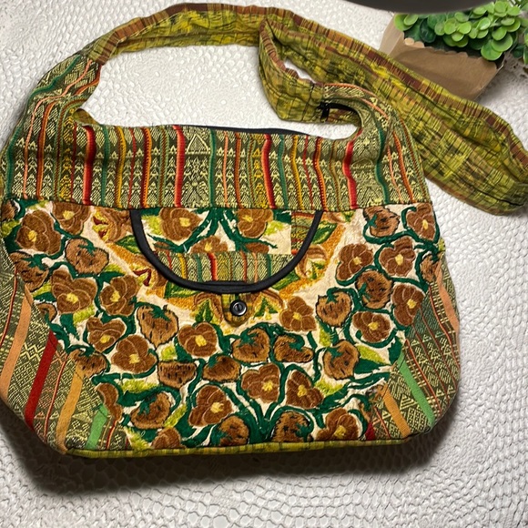 Stunning BOHO tapestry Crossbody - Picture 1 of 8